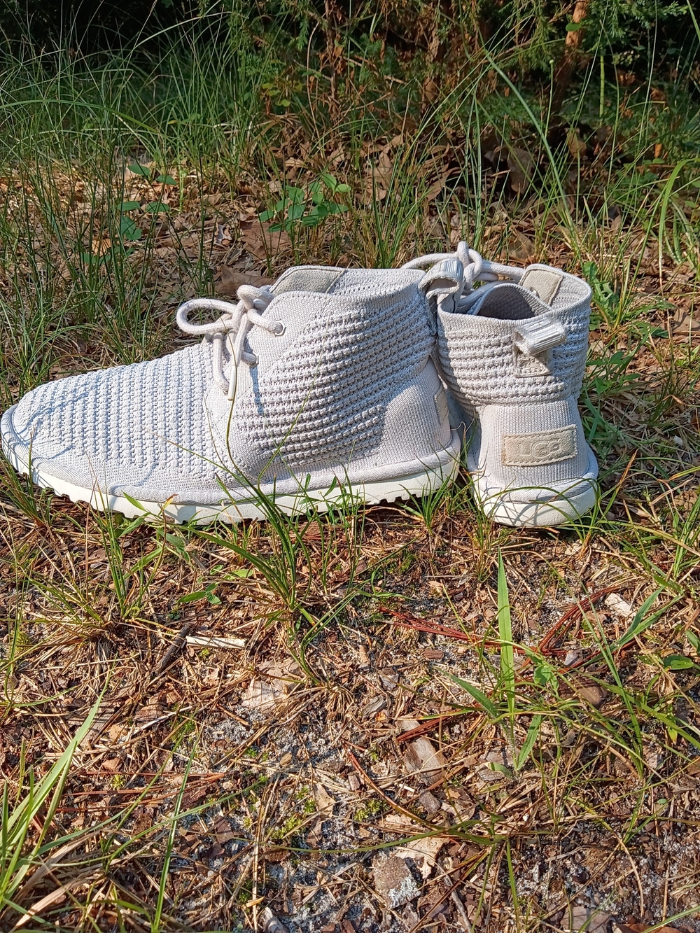 UGG Neumel Knit Light Grey Chukka Ankle Boots - Women's Size 10